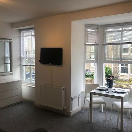 Newly Renovated Modern Studio Apartment ペンザンス エクステリア 写真