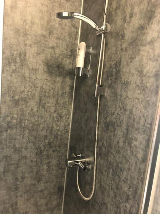 Newly Renovated Modern Studio Apartment ペンザンス エクステリア 写真